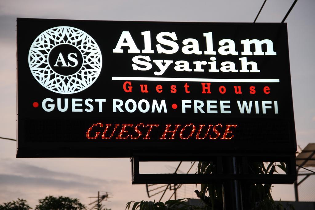 Alsalam Syariah Guesthouse Solo Extérieur photo